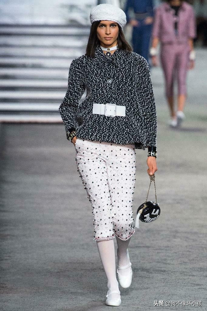 chanel香奈儿蔚蓝多少钱,chanel香奈儿经典款多少钱