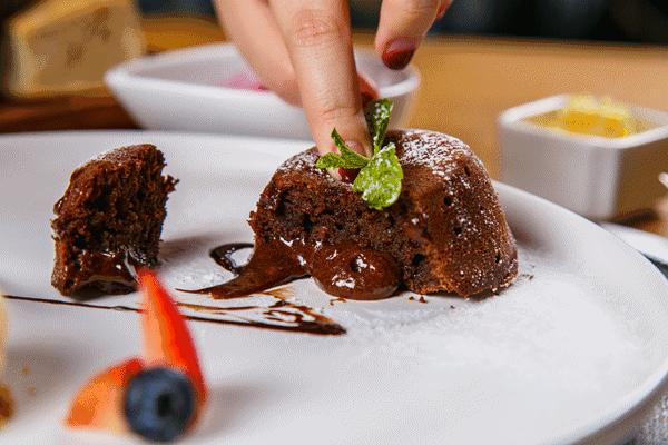 万元抽奖！送戴森卷发棒+TF口红！这家花园西餐厅让我开始嫌弃男友！