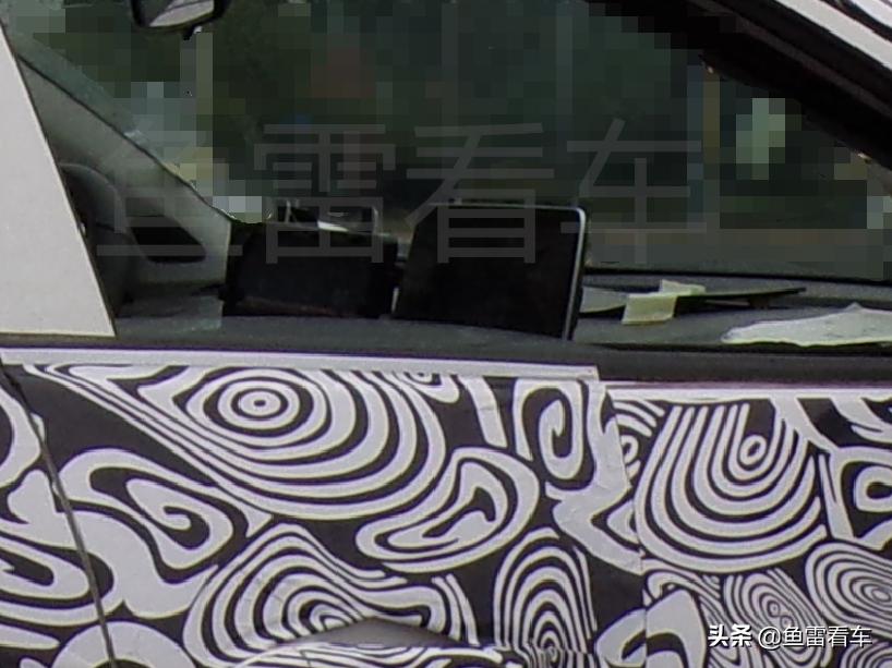 大溜背、破浪式腰线，奇瑞M1E实车高清图再曝，果然是运动风格