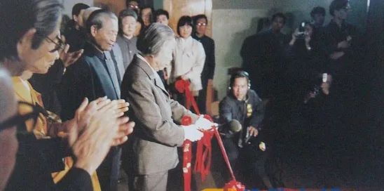 鉴真大师纪录片,鉴真坐像于1980年回国巡展