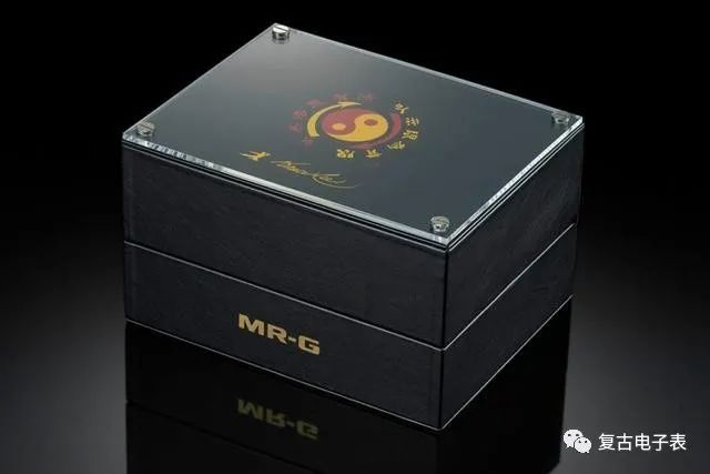 卡西欧G-SHOCK—李小龙MRG-G2000BL诞辰80周年纪念款