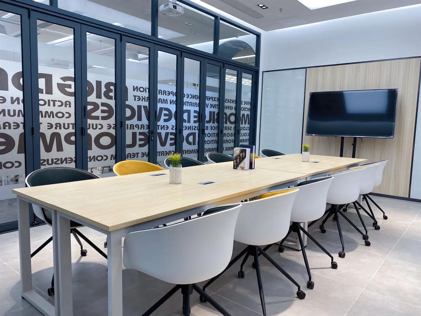 会议室出租附近,租短期会议室