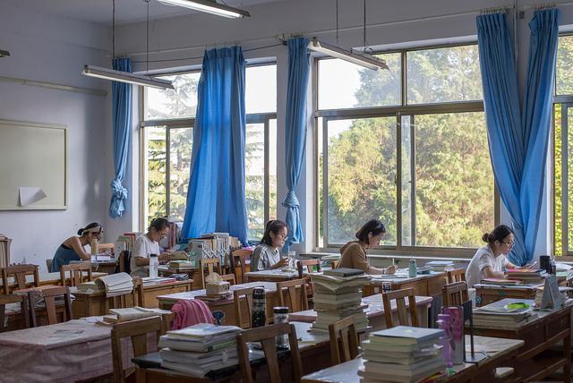 法律硕士和法学硕士前景,法律硕士和法学硕士有什么区别