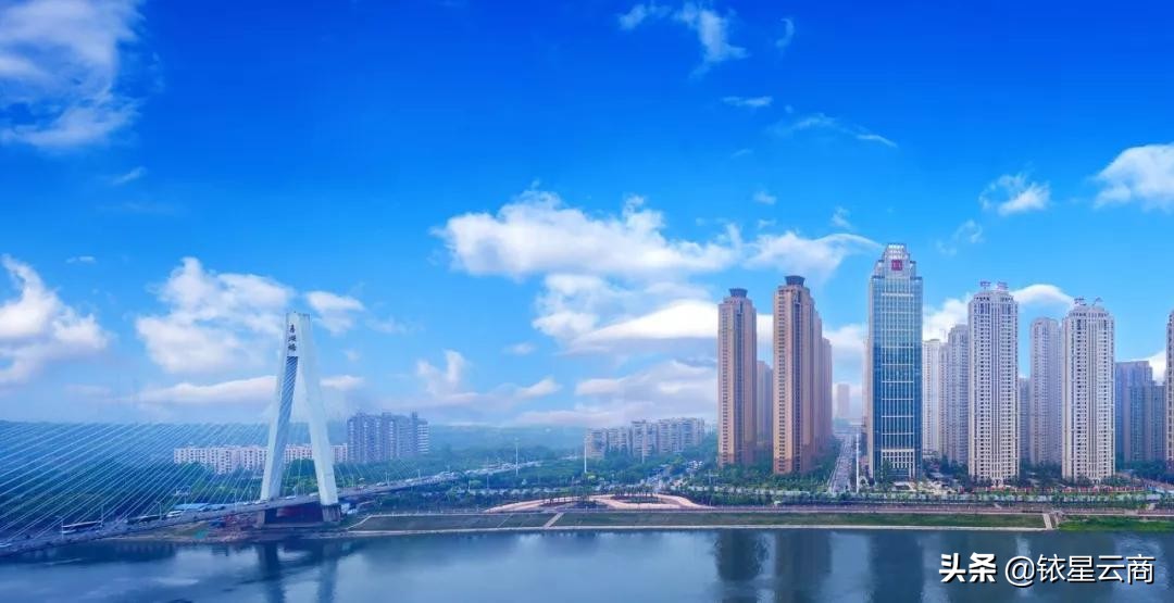 铱星周报｜世茂56.4亿首进珠海、40岁中海更名、京东超体落地重庆