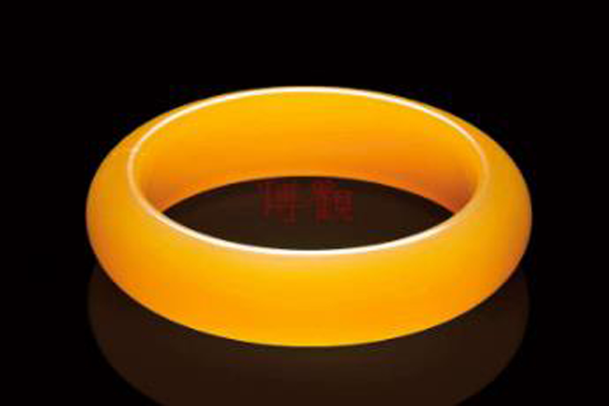 简单列举几种与和田玉相似的玉石,和田玉戈壁料相似的玉石