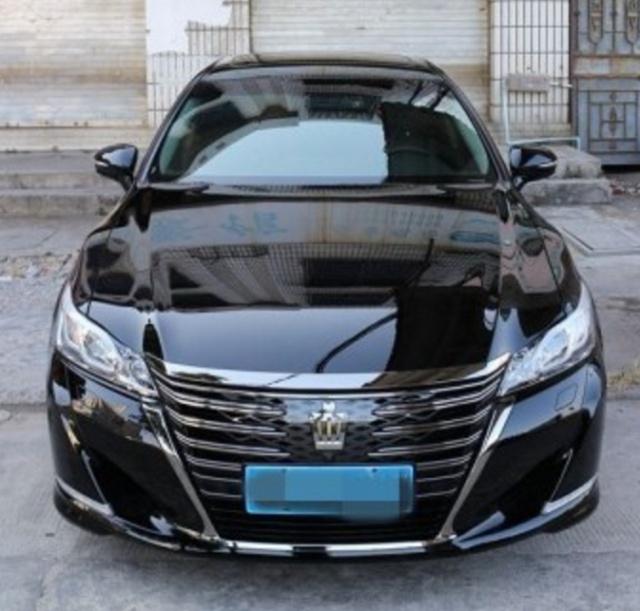 皇冠混动有哪些优缺点,皇冠陆放suv7座真实感受