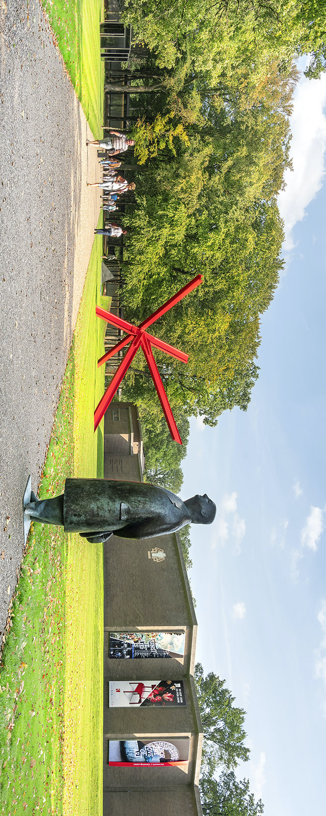 别骑单车了，你知道在荷兰要去哪里买咖啡吗？