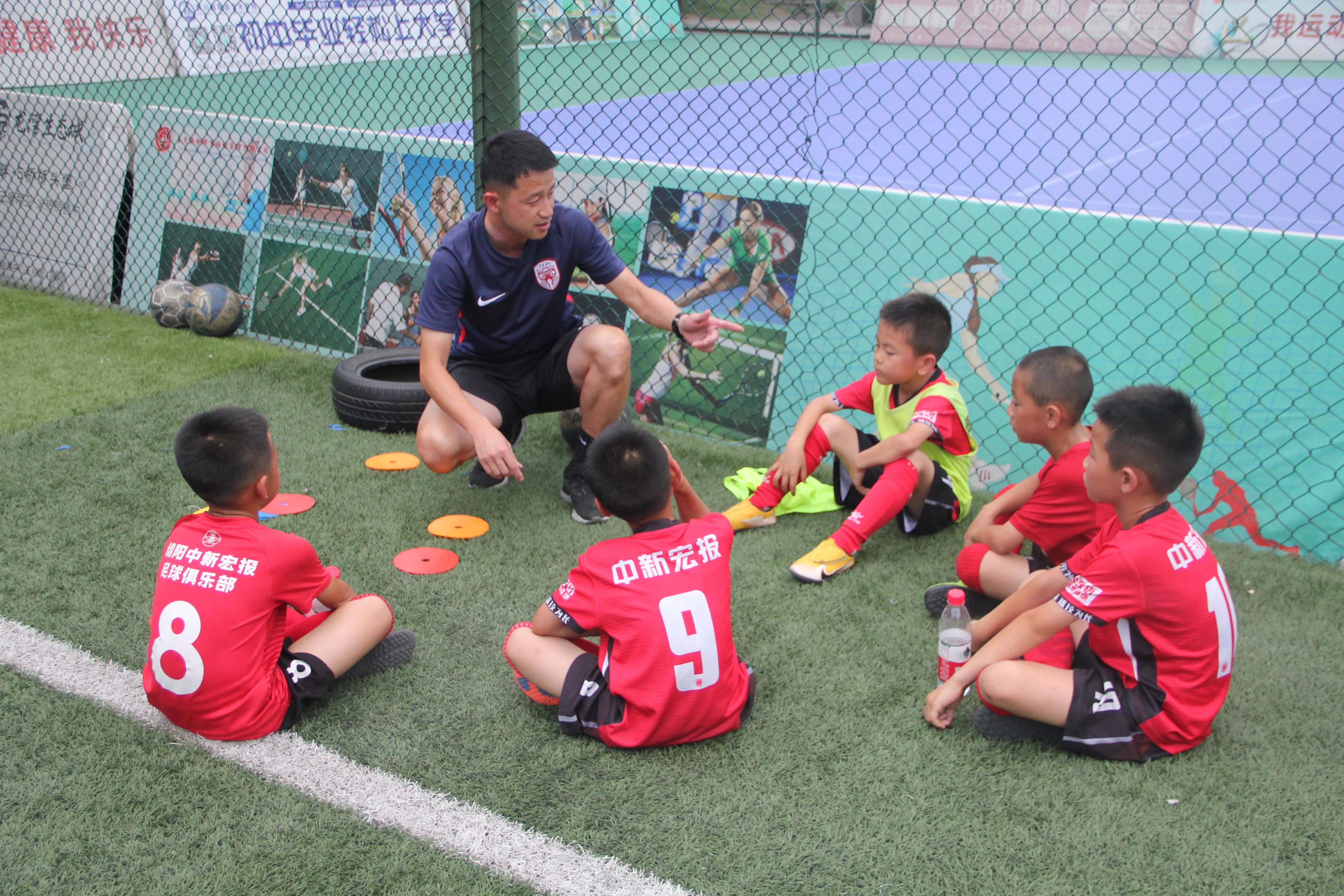南充奥航足球比赛,南充奥航比赛