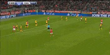 荷兰小飞侠罗本世界杯,罗本经典庆祝动作