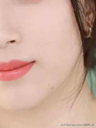 秋冬养肤大牌粉底液推荐,美妆润泽粉底液