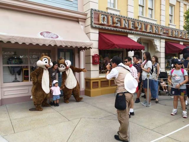 香港迪士尼乐园亏损,香港迪士尼今年首季盈利创新高