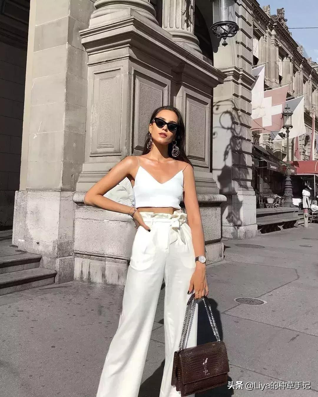 2019流行的小黑裤,今年最火的裤子显瘦小黑裤