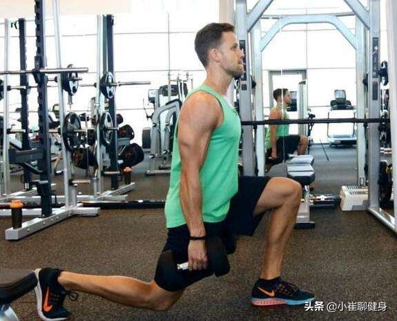 靠墙静蹲对膝盖好还是不好,膝盖蹲下疼痛做什么锻炼有帮助