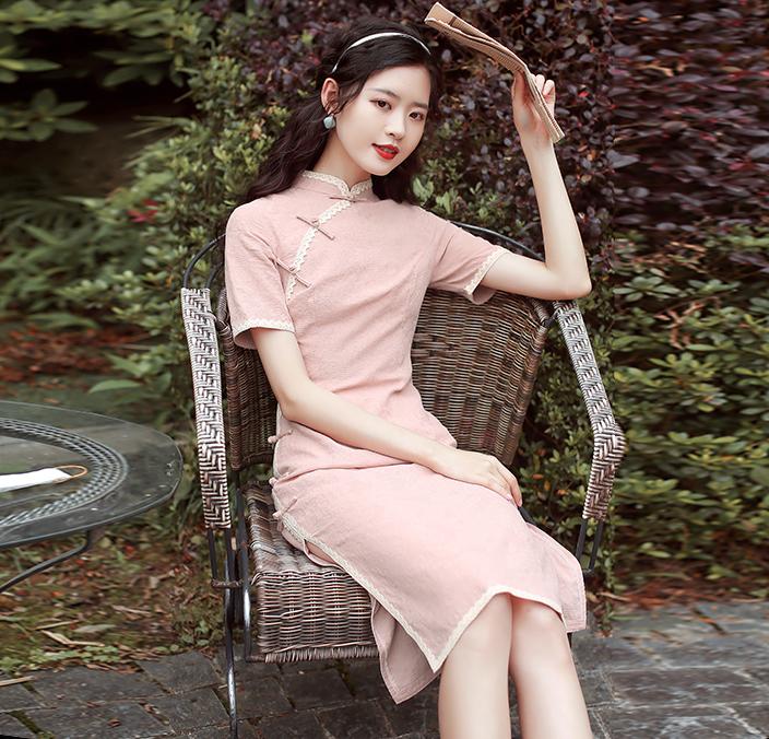 风姿绰约温婉优雅的旗袍美女,端庄大气的旗袍不一样的美