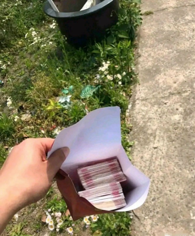 每日一笑当你打算向妹子表白时,每日一笑你的套路太深了