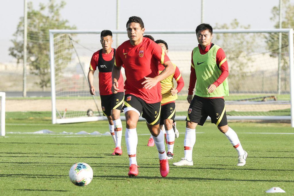 蒿俊闵艾克森手球,蒿俊闵国足