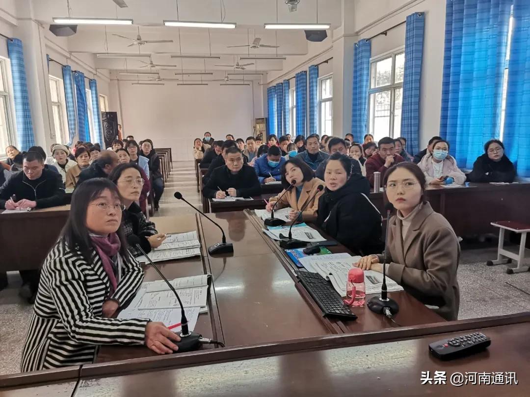 *党**建引领谋振兴知行合一谱新篇：沁阳二中学年成绩单和新学年工作谋划