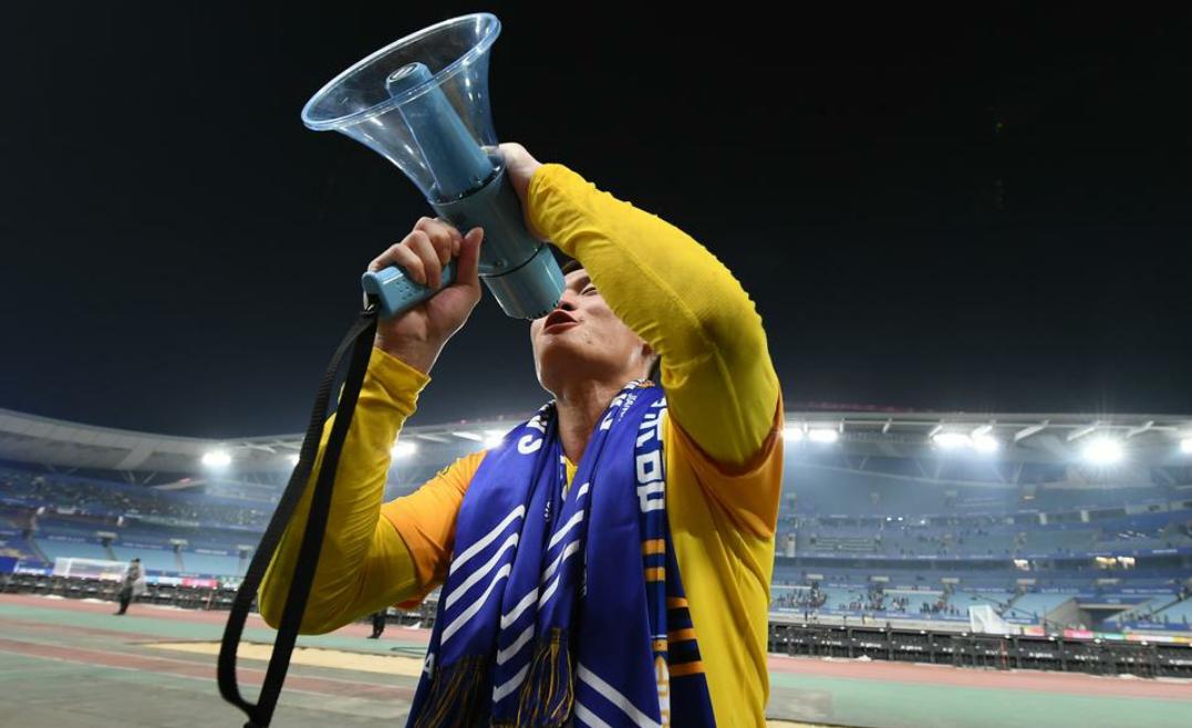 张岩向国安球迷致谢中超,张岩国安新消息