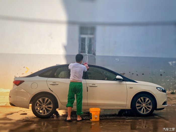 英朗1.5和1.3t哪个油耗低,英朗哪款车型最好