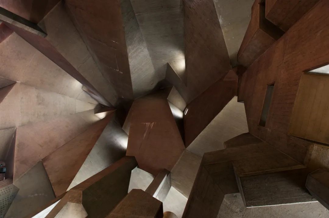 Church丨粗野的力量与信仰