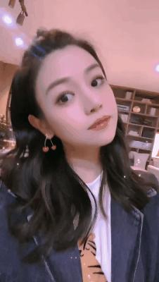 明星同款发型女赵露思披半头发,中长发细软赵露思发型