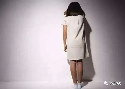 小孩老是说活得没有意义,孩子总说没意思是不是抑郁的表现