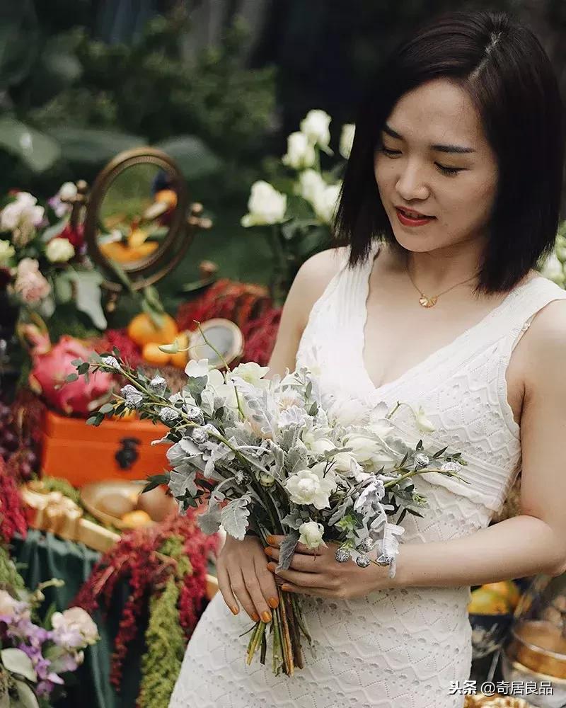 濂囧眳鑹搧瀹跺眳鐢熸椿缇庡鎵嬭〃,濂囧眳鑹搧瀹跺眳鐢熸椿缇庡鐩存挱