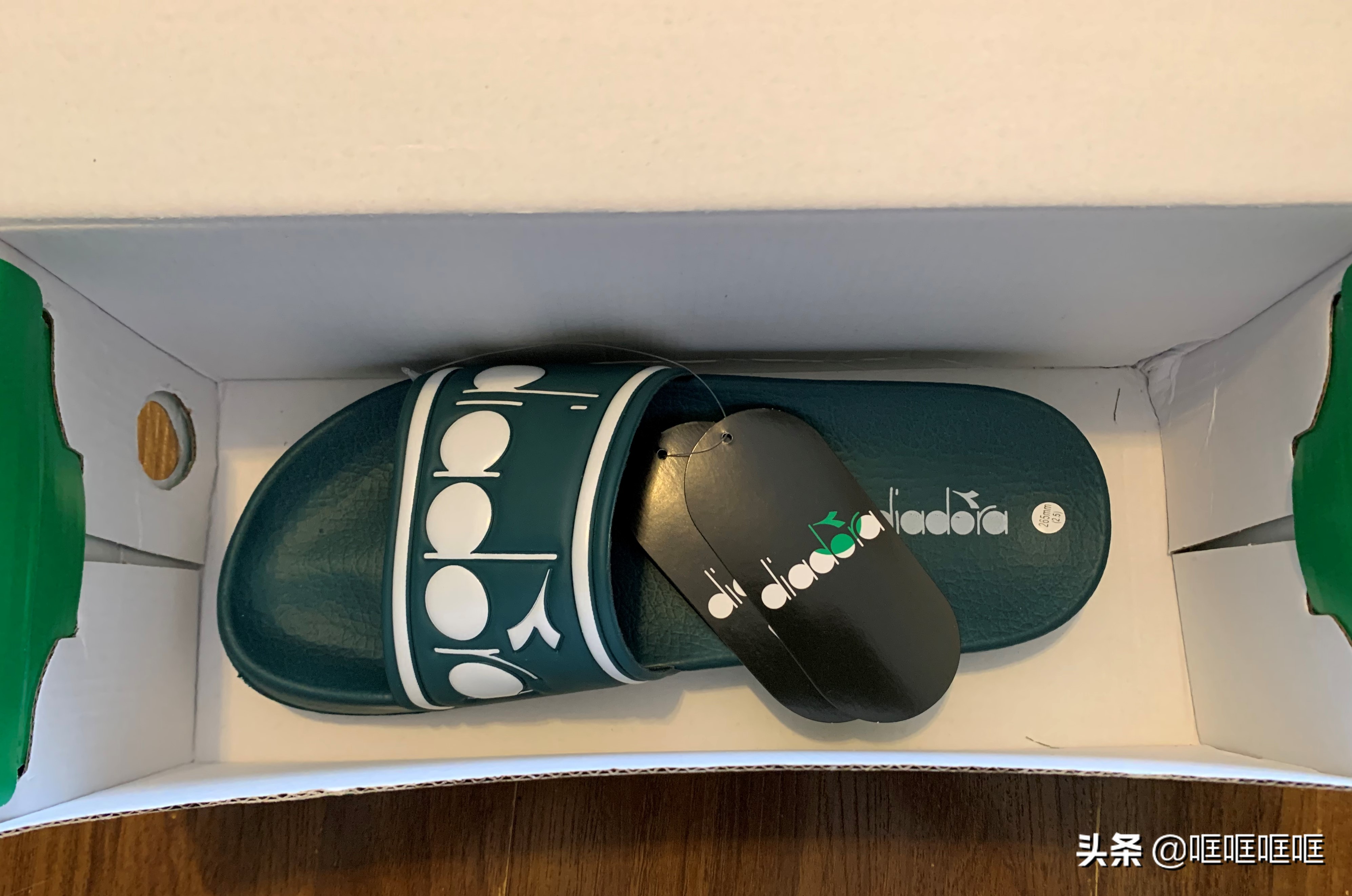 100块钱有两双的鞋子,100元买了三双鞋