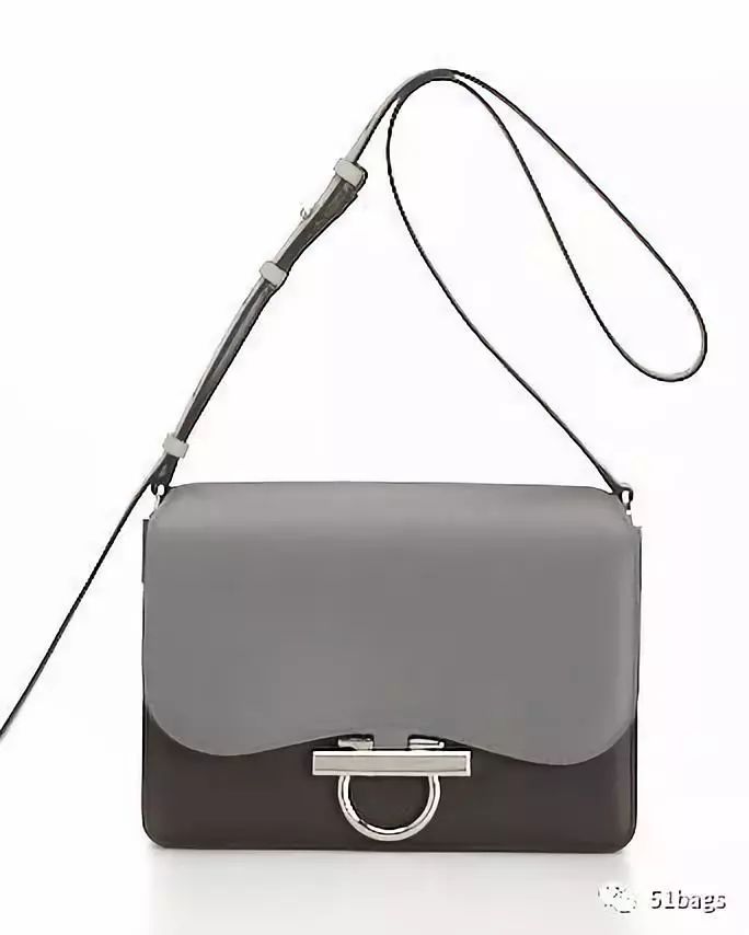 lv2023新款包包法棍大象灰,大象灰和米白色包包哪个好看