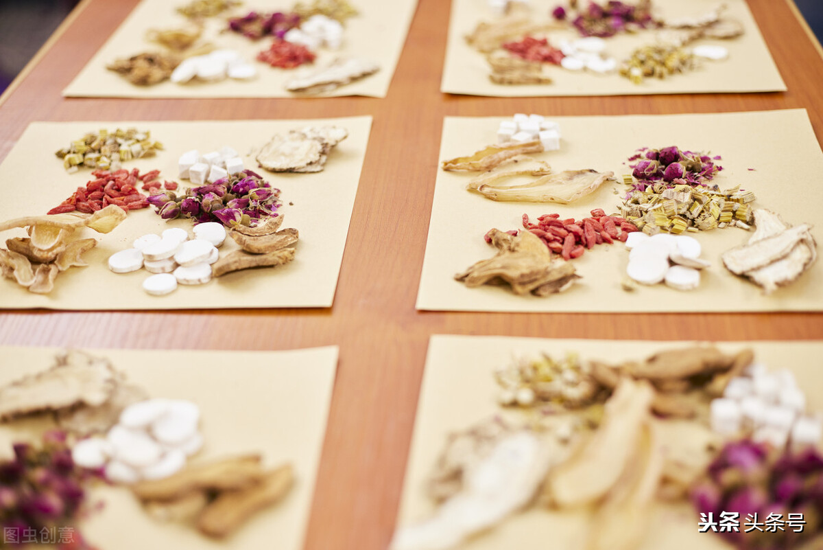 气郁痰郁火郁,气郁血郁痰郁各有什么症状