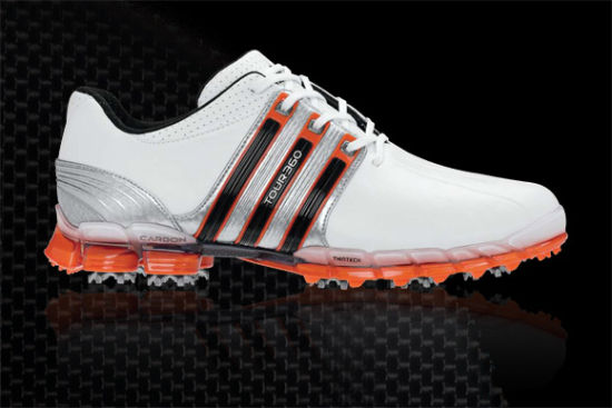 三级跳钉鞋和跑步钉鞋有什么区别,钉鞋是怎么跑步的