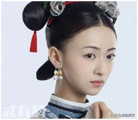 为什么化妆之后显得俗气,新手如何化妆才会显得自然