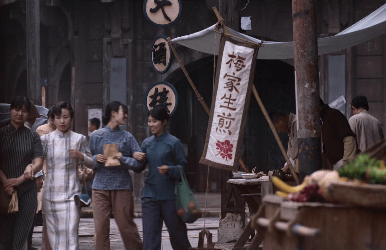 《叛逆者》那些严谨到令人惊叹的细节，昂列、篮球、驳壳枪