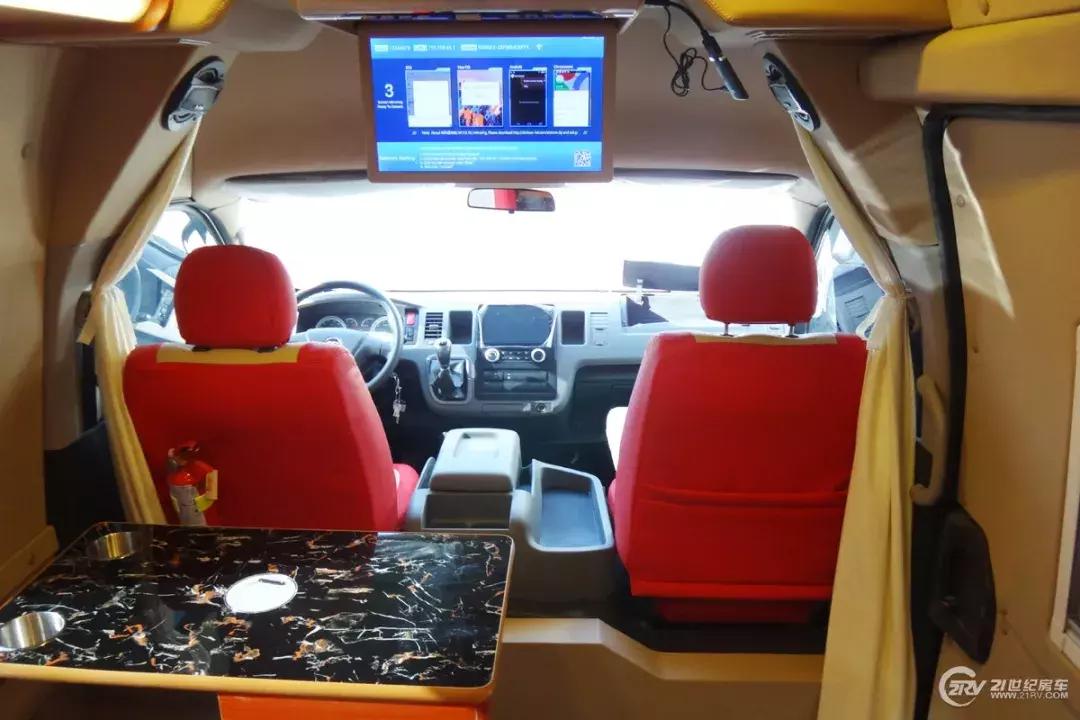 高度2.8米以下4座房车最新款,福田4座房车价格