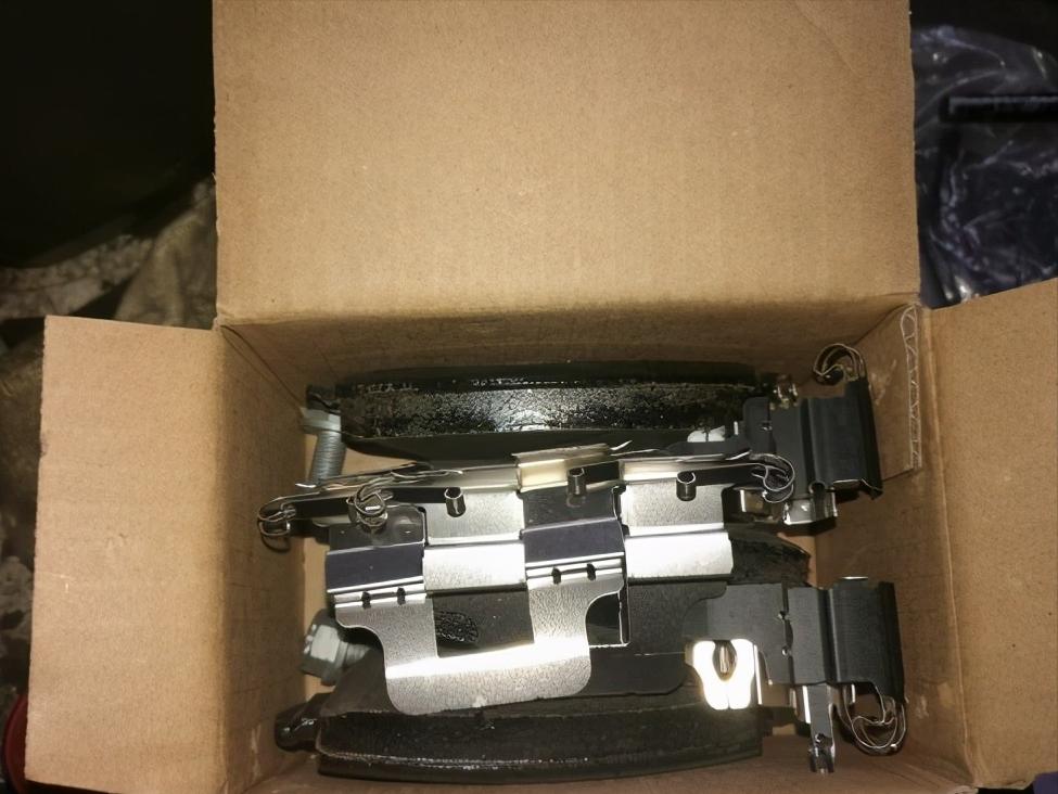 第三代长安cs75plus什么时候保养,第三代长安cs75plus尊贵保养政策