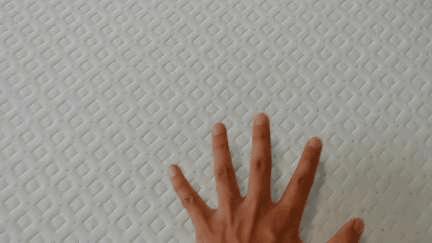 睡一个好觉需要记忆棉材质的床垫,记忆棉床垫和枕头