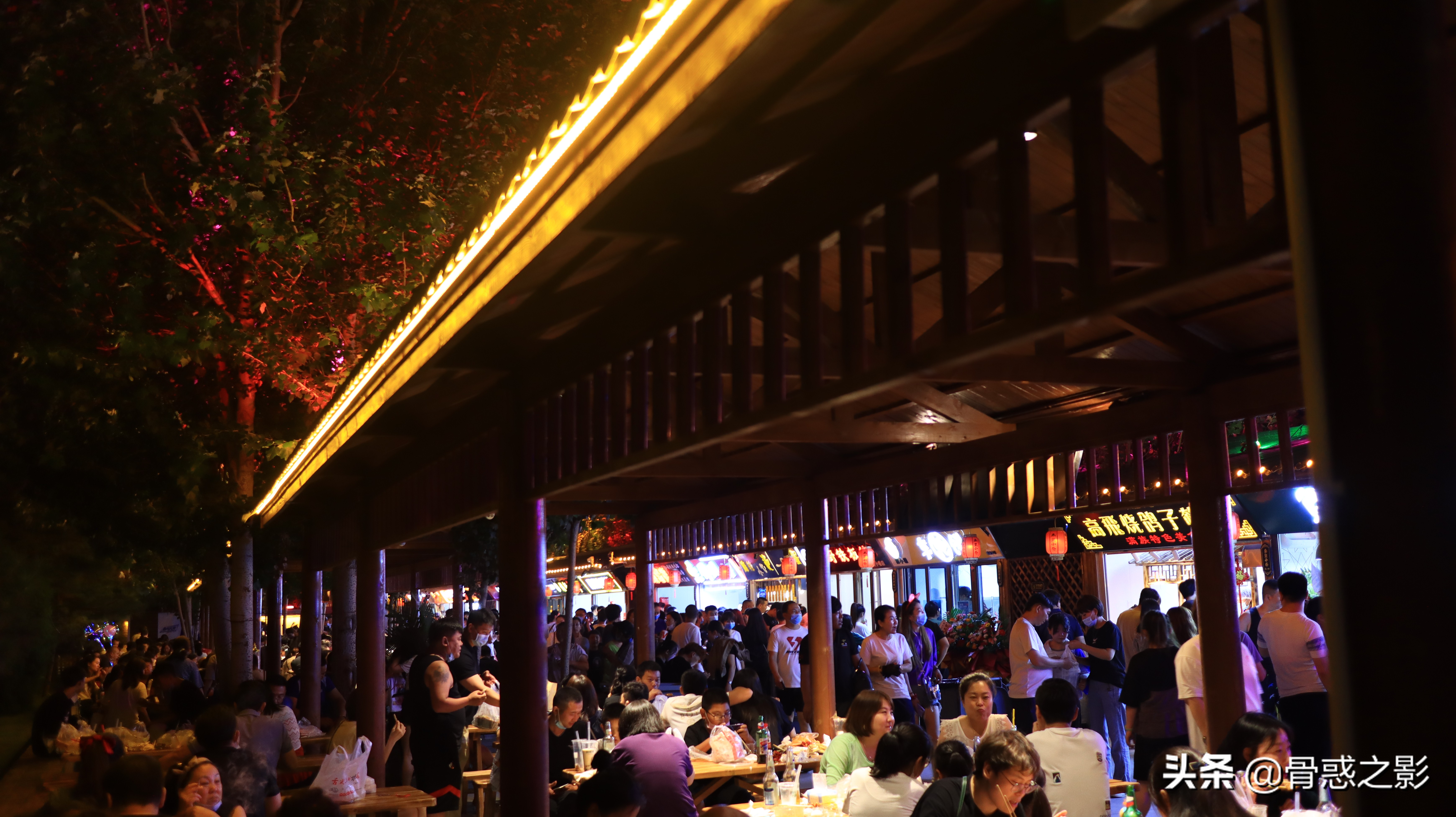 秦皇岛秦皇小巷美食街营业时间,秦皇岛小吃街秦皇小巷开了吗