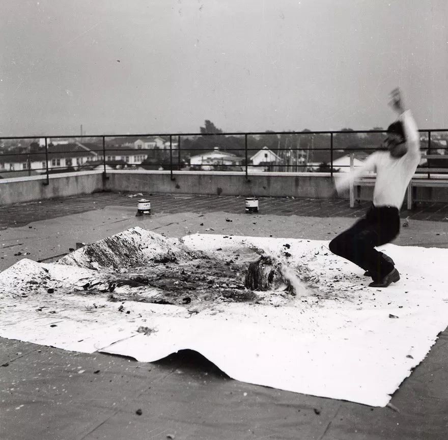 这个429万的圈圈，他画了55年丨吉原治良的前卫艺术