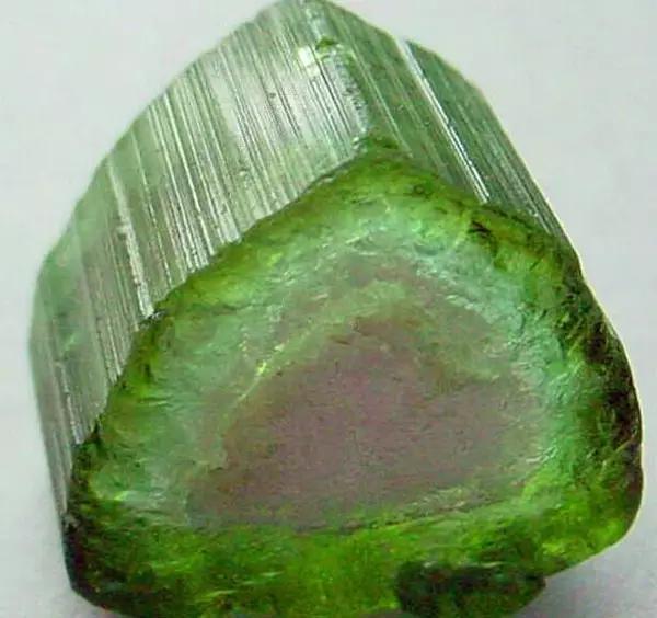 终于捡到了值钱的石头,捡到这些石头不要扔真的很值钱