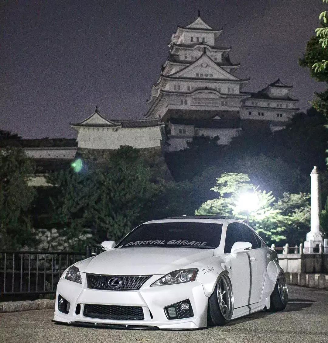 15万买个新车和二手豪车,15万买个二手豪华品牌