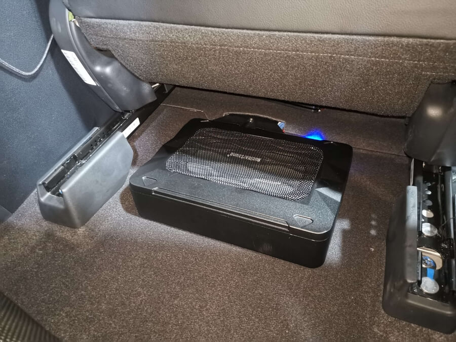 现代悦动改音响视频,现代悦动隔音改装方法