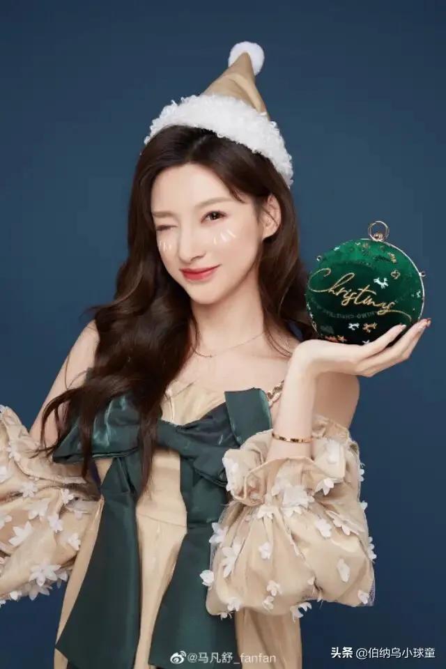 马凡舒首次主持天下足球,央视足球主持马凡舒