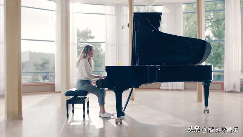 钢琴走专业路线必须要考完十级吗,钢琴专业有必要考钢琴等级吗