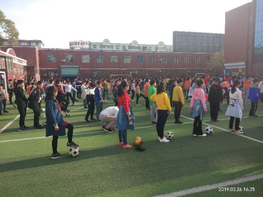 建设路小学的课间操,颍川路小学课间操