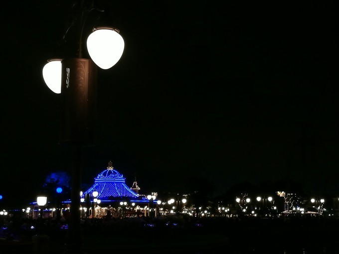 迪士尼秋日巡游完整版,平价版迪士尼游玩攻略