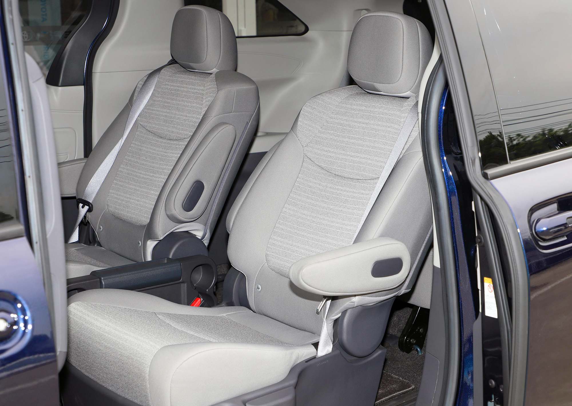 丰田赛那即将上市,全新丰田赛那预计年内上市