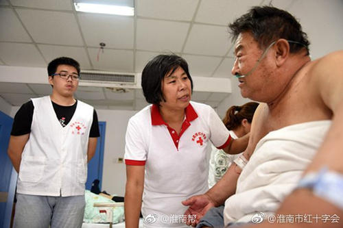 义丐谢傻子现在咋样了？他曾20年收养8个弃婴，15次捐款4000元