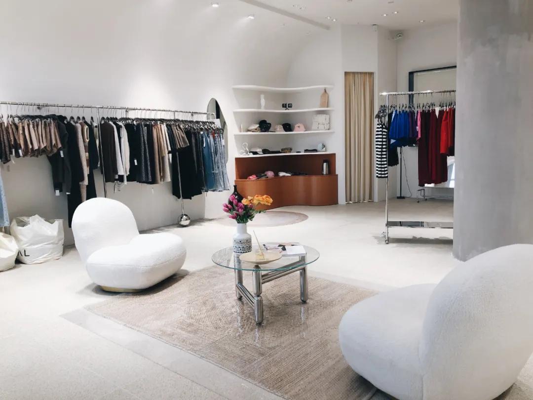 乌鲁木齐九鼎服装批发市场价格,乌鲁木齐批发服装便宜的地方2-3元