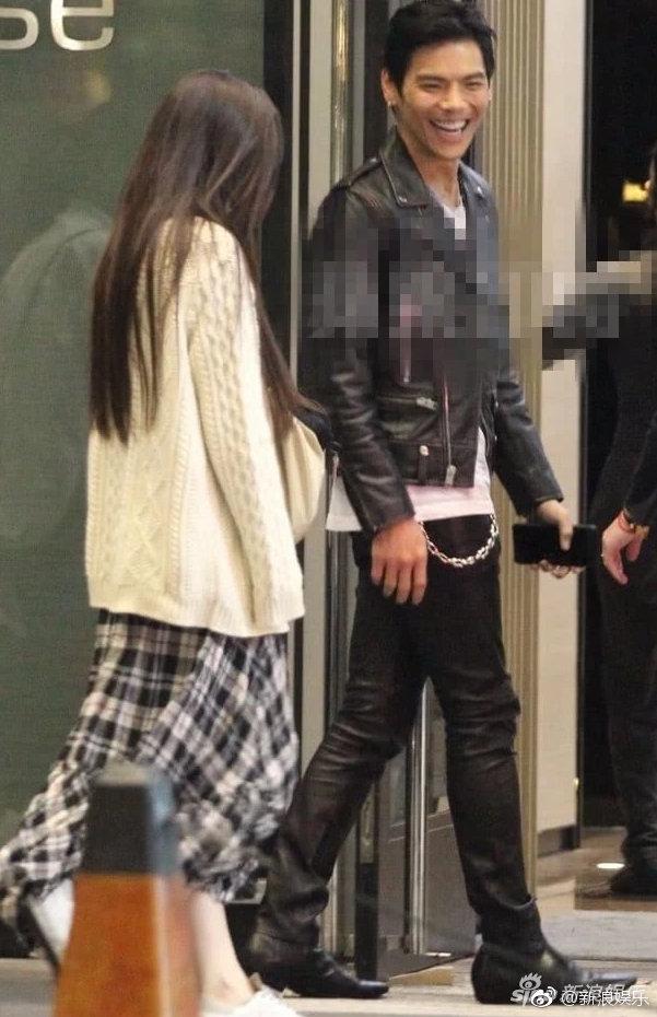 林青霞早年短发照片,林青霞早年穿搭太美了