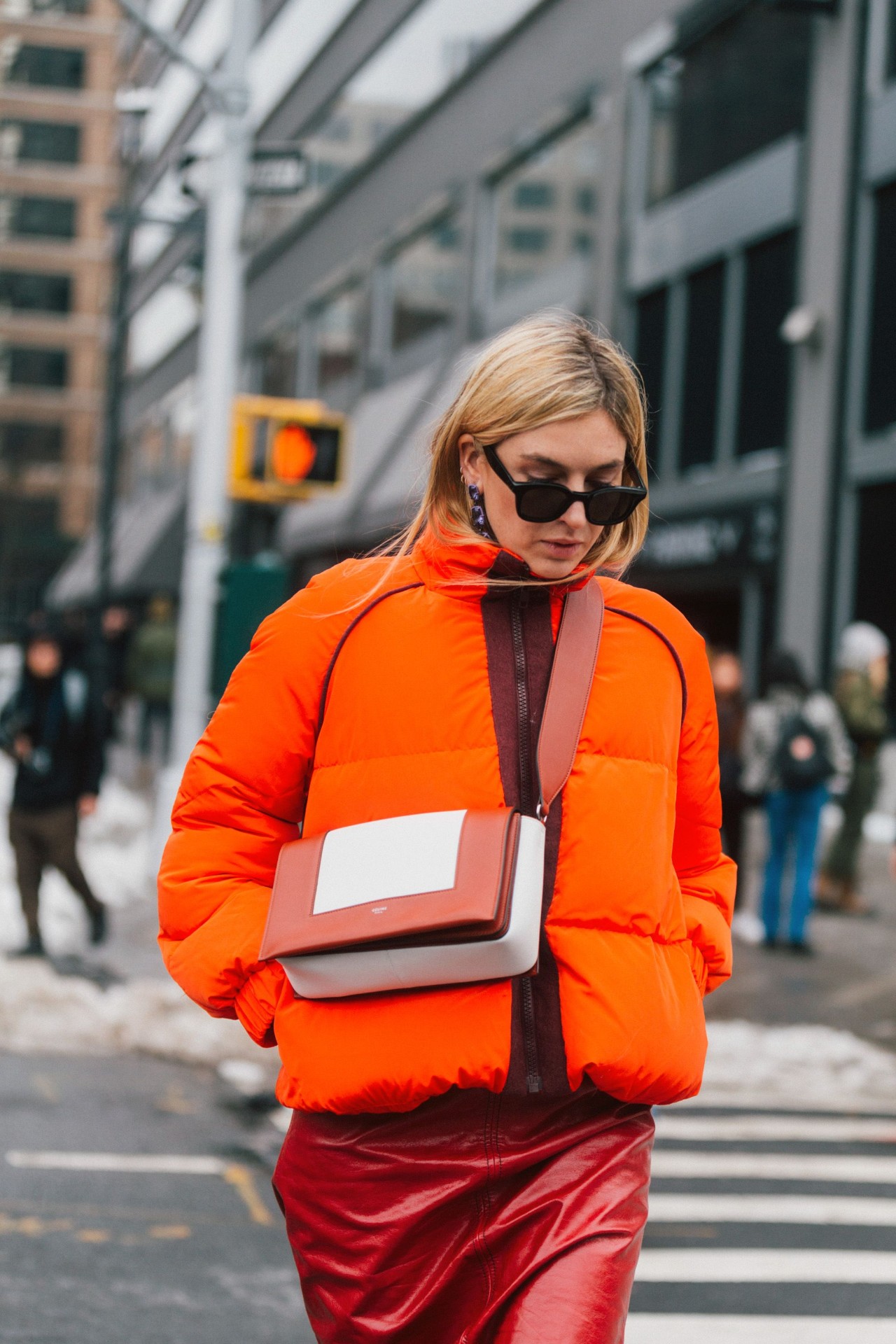 腋下包女款新款,明星同款腋下包推荐